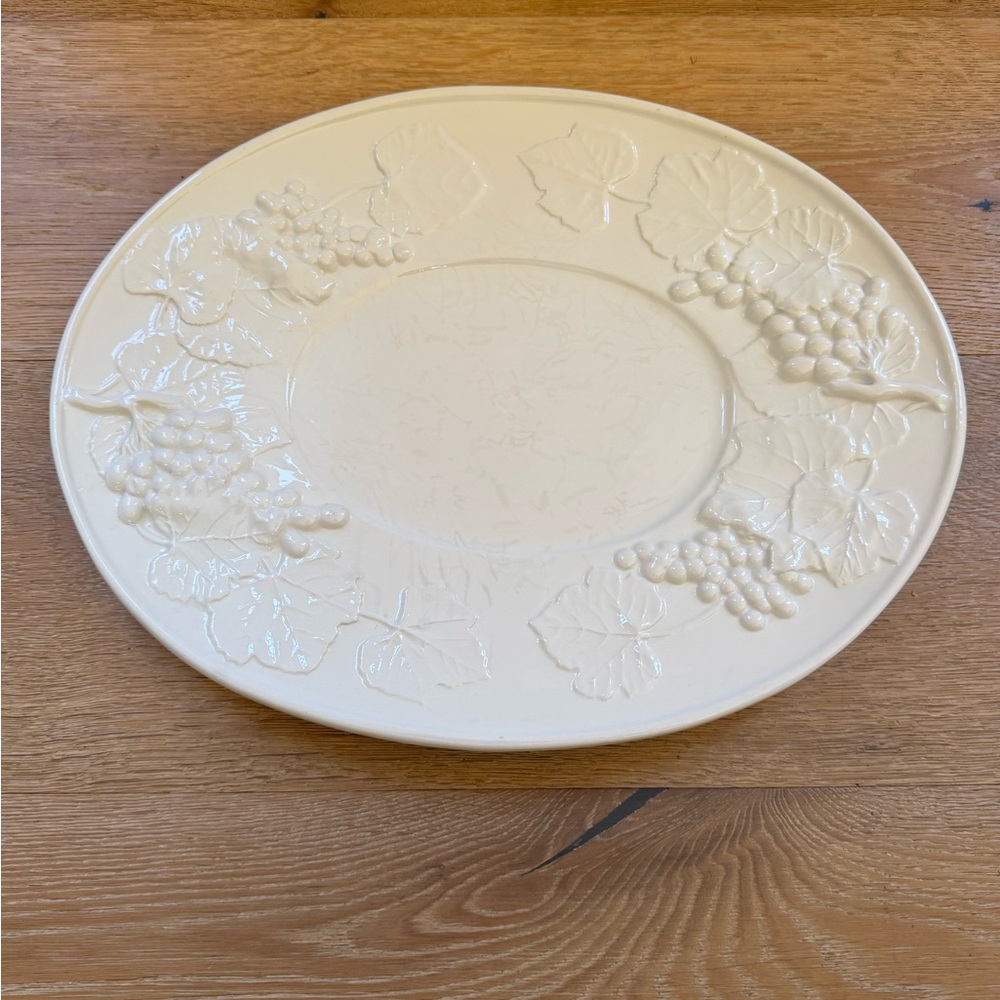 🔥ITALIAN POTTERY 🔥 Medium Grapeleave Serving Dish Pricefirm!